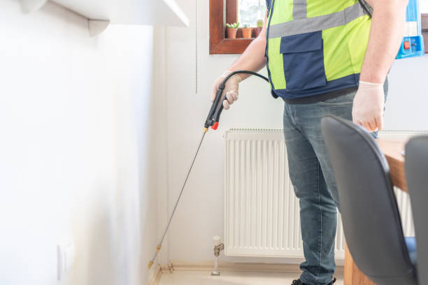 Best Residential Pest Control  in Lake In The Hls, IL